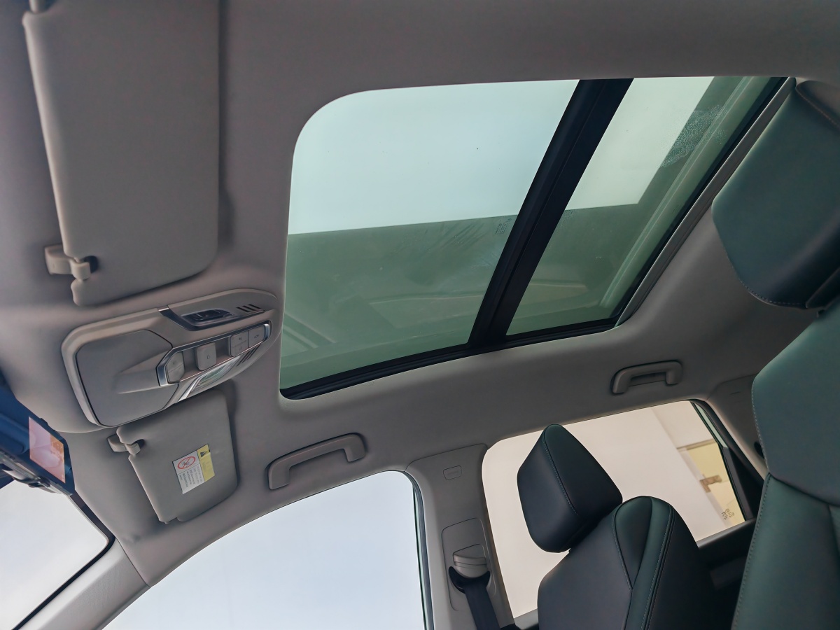 Wuling Asta 2022 #22 Wuling Asta 2022 صورة سيارة #22