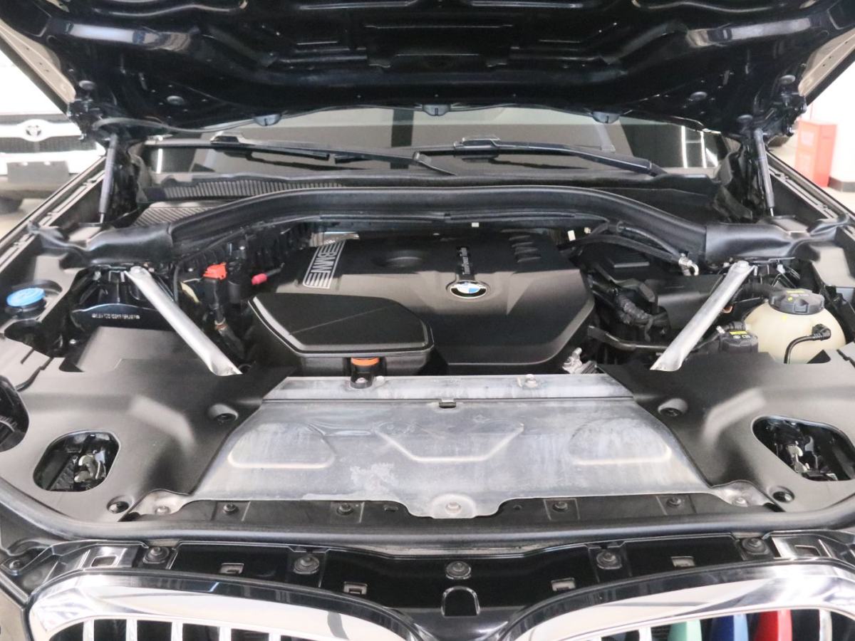 BMW X3 2019 car image #22