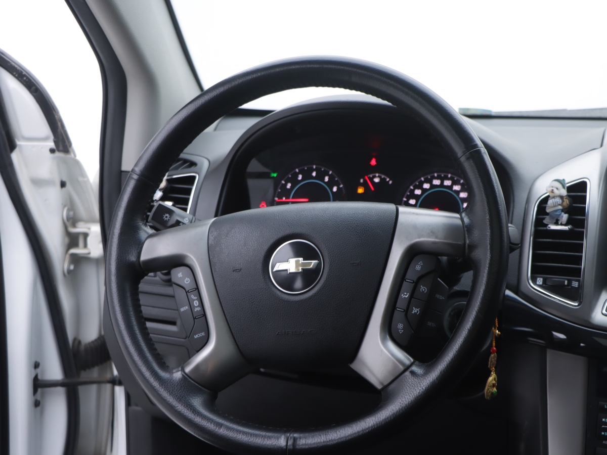 Chevrolet Captiva 2012 car image #22