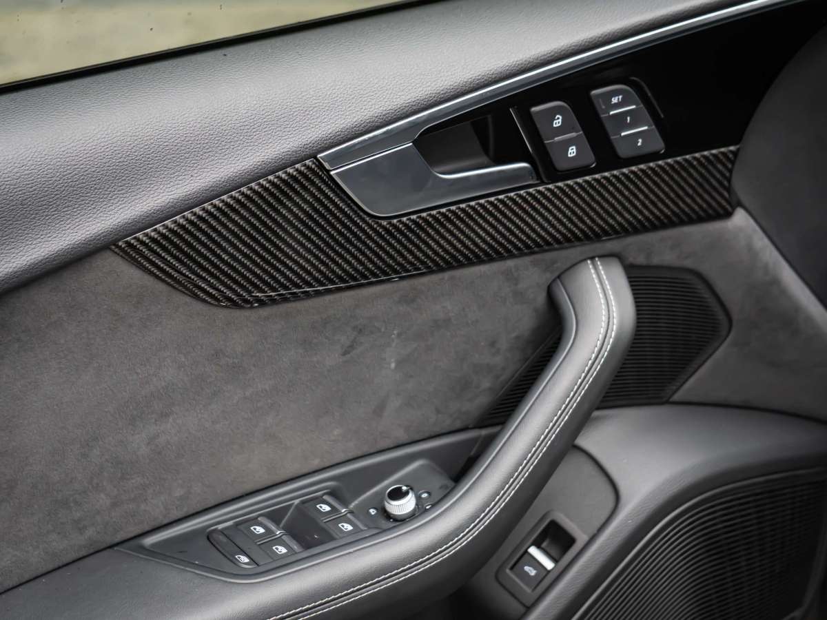 Audi S5 2023 car image #22