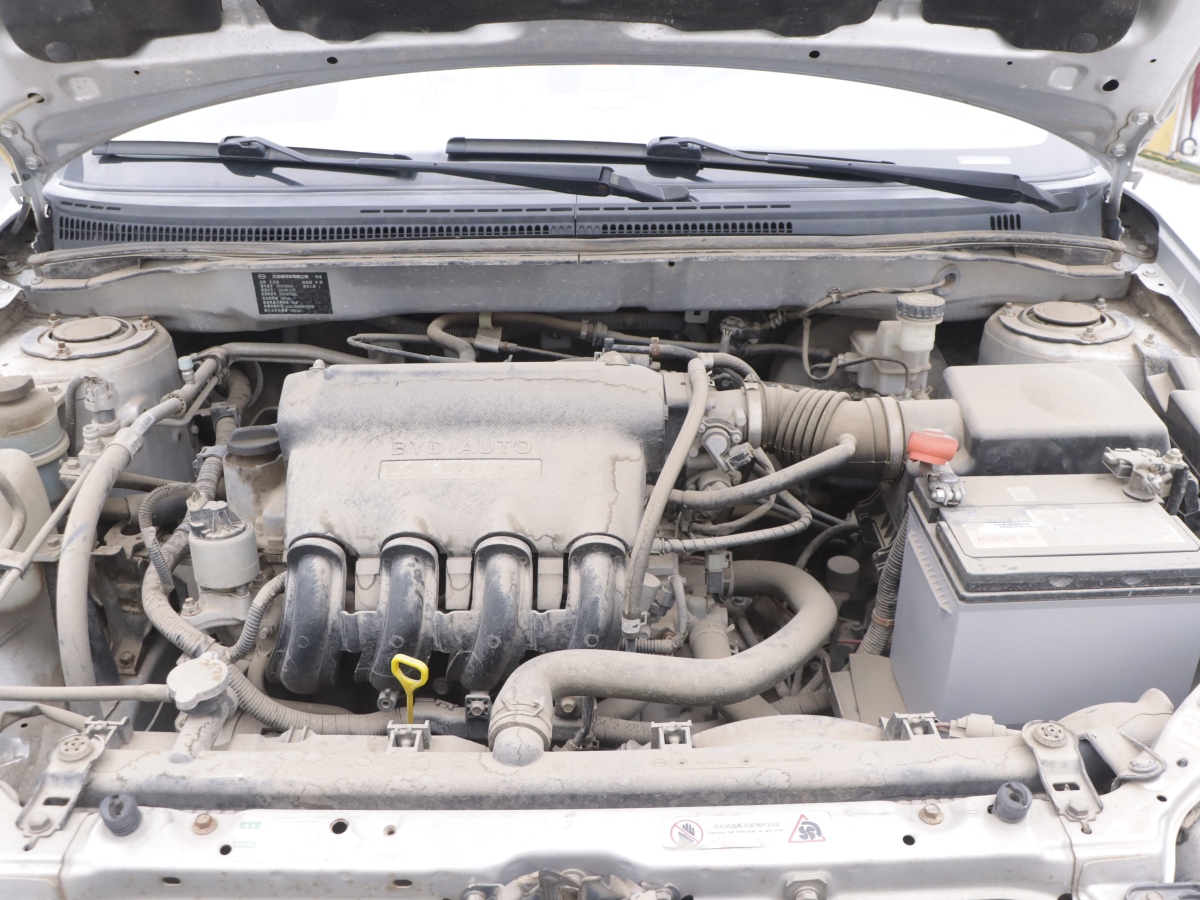 BYD F3 2015 car image #22