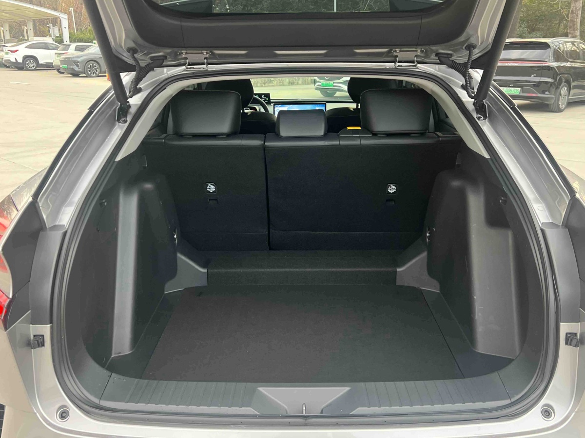 Toyota bZ5 2025 #22 Toyota bZ5 2025 car image #22