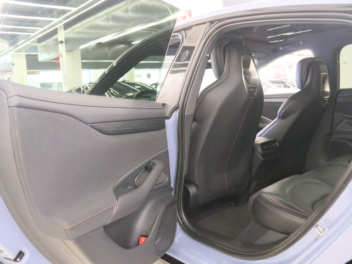 MI SU7 2024 car image #22