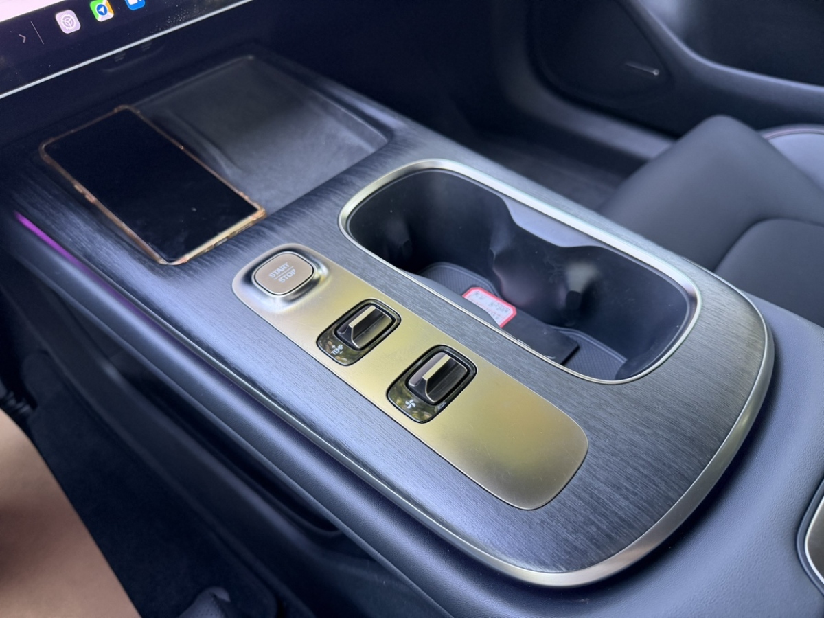 MI SU7 2024 #22 MI SU7 2024 immagine di auto #22