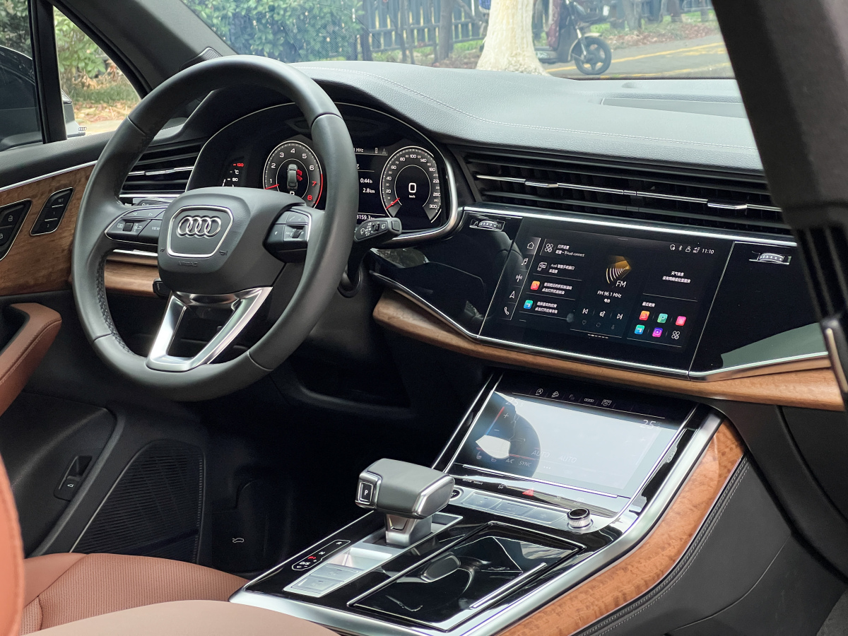 Audi Q7 2023 #22 Audi Q7 2023 car image #22