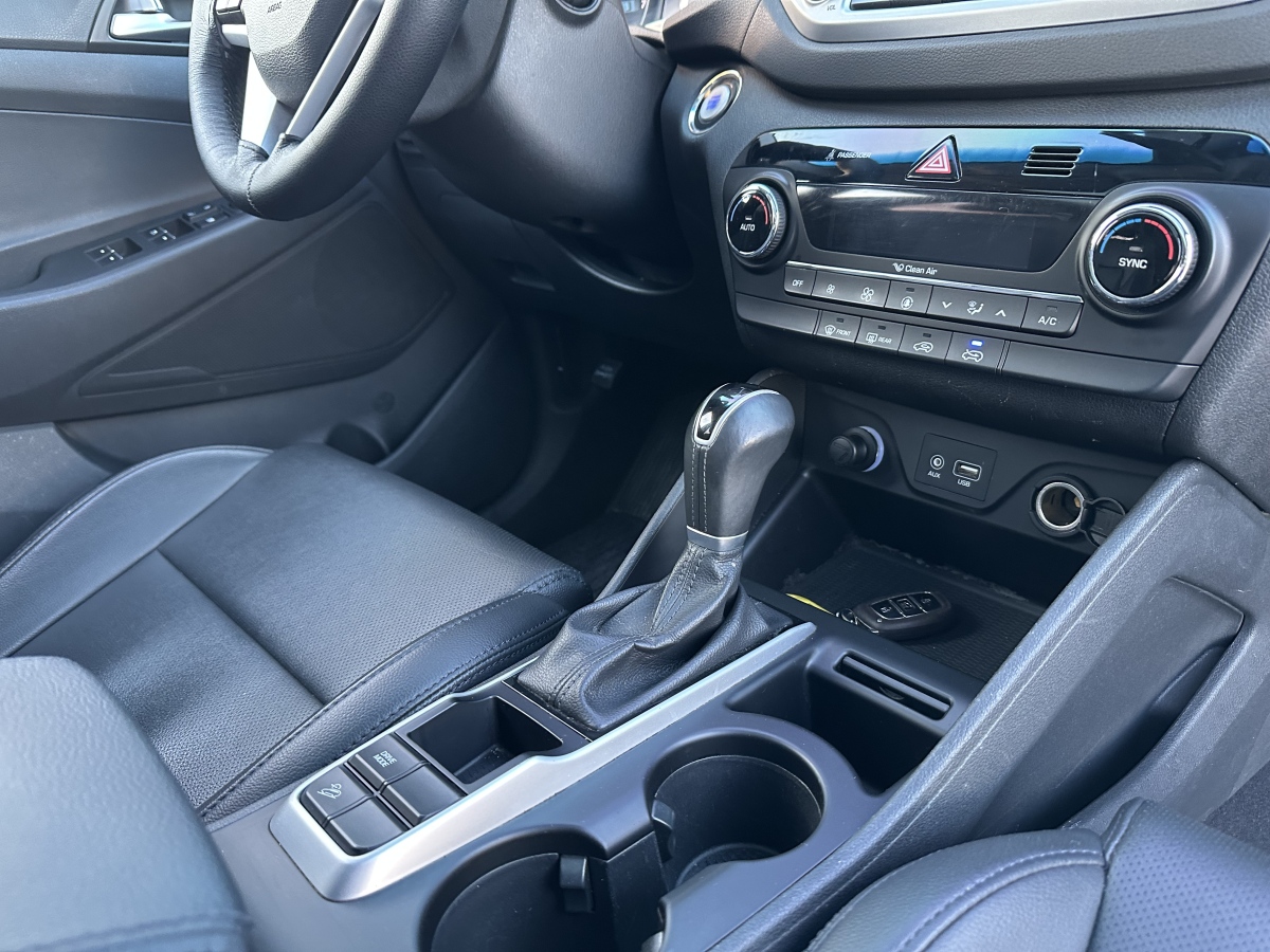 Hyundai Tucson 2016 car image #22