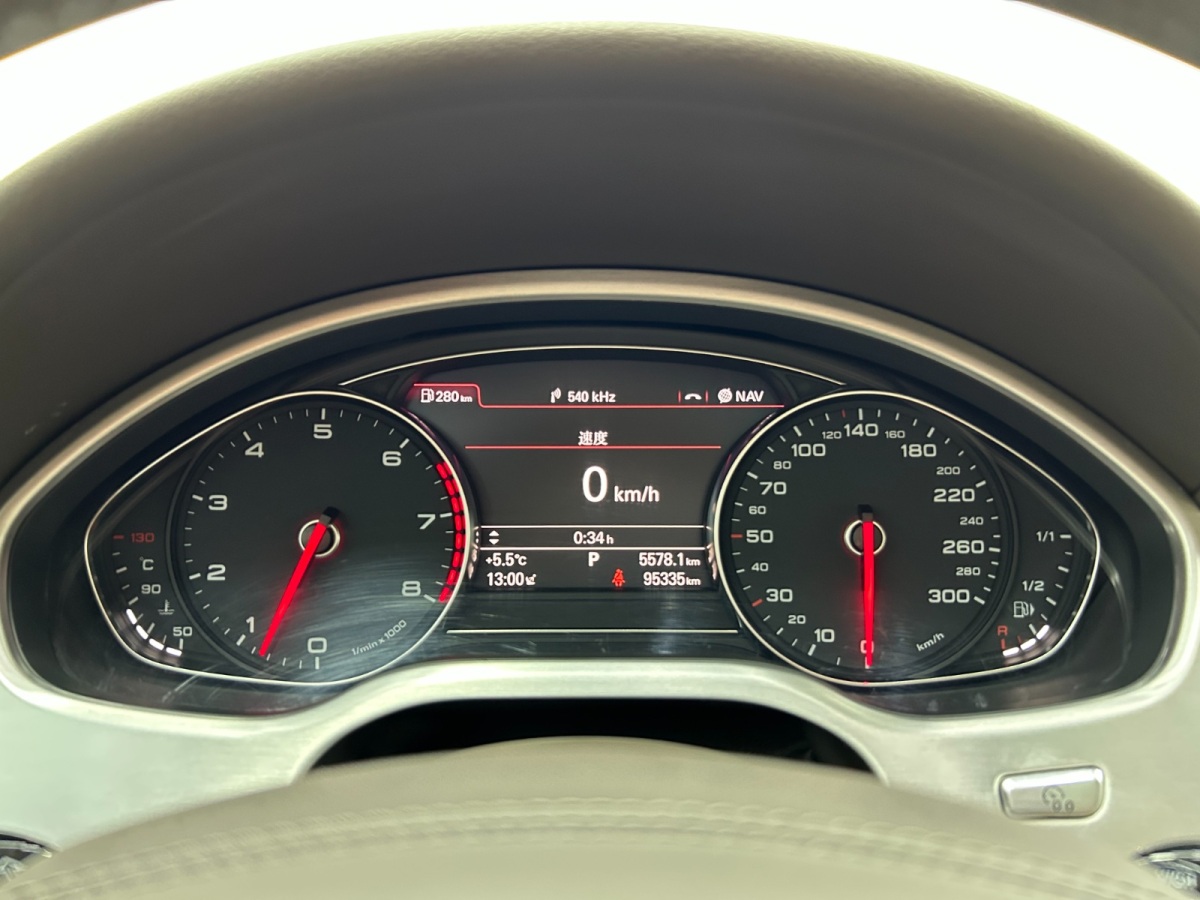 Audi 2013 car image #22
