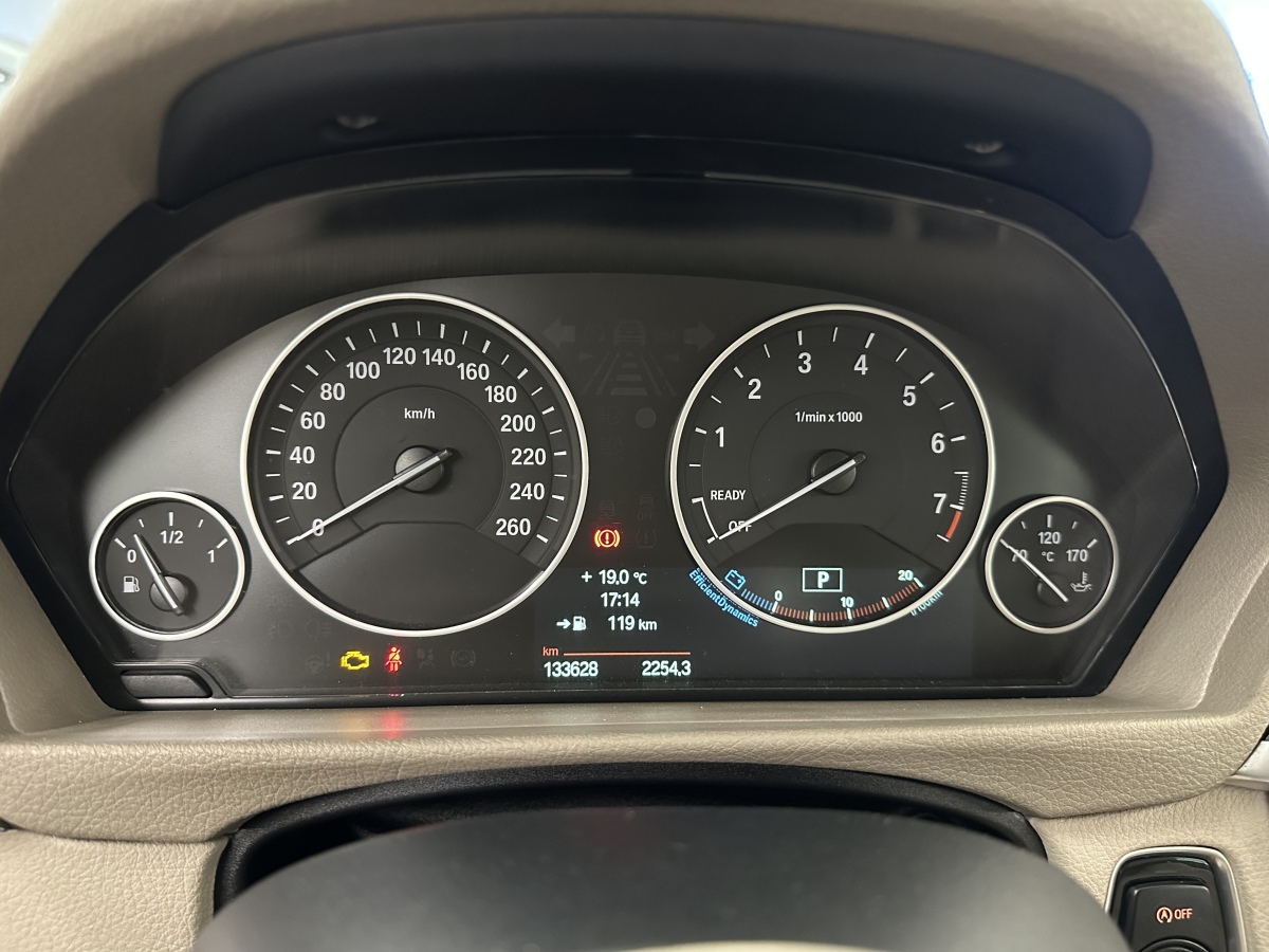 BMW 3 Series GT 2015 #22 BMW 3 Series GT 2015 immagine di auto #22