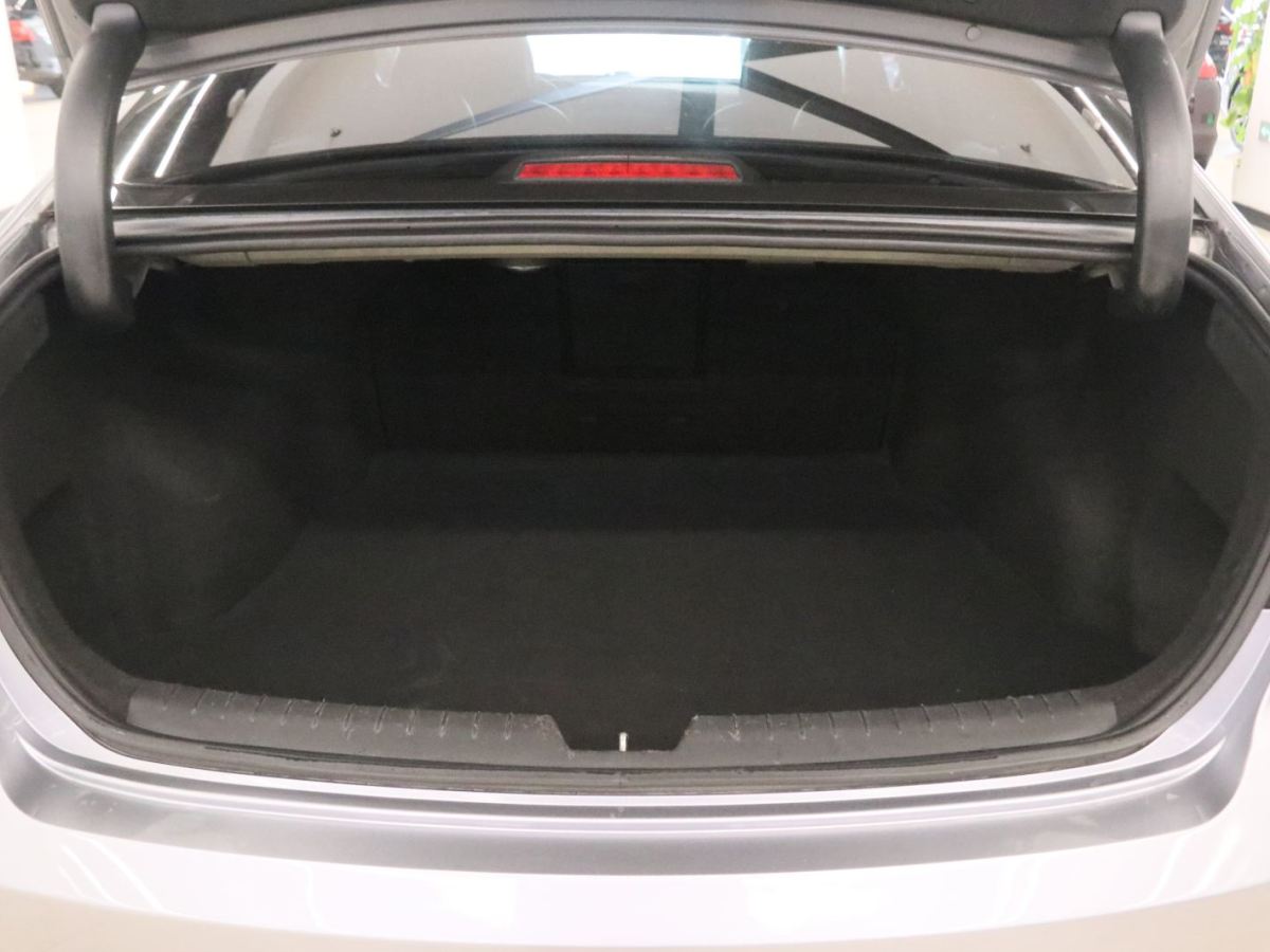 Hyundai Sonata 2015 immagine di auto #22