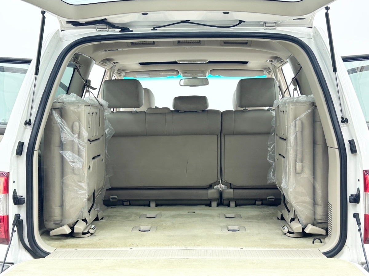 Toyota Land Cruiser 2005 immagine di auto #22