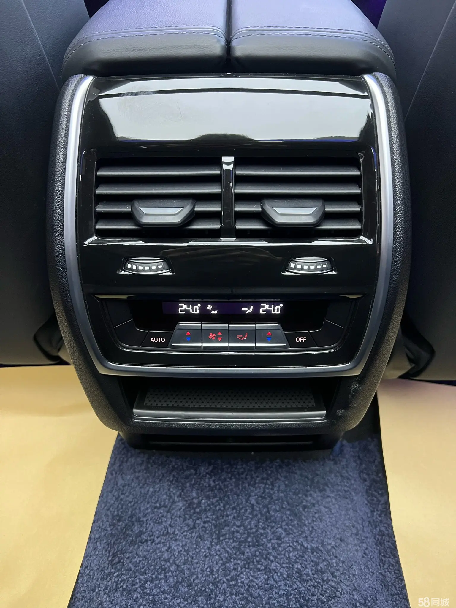 BMW X5 M 2022 #22 BMW X5 M 2022 car image #22