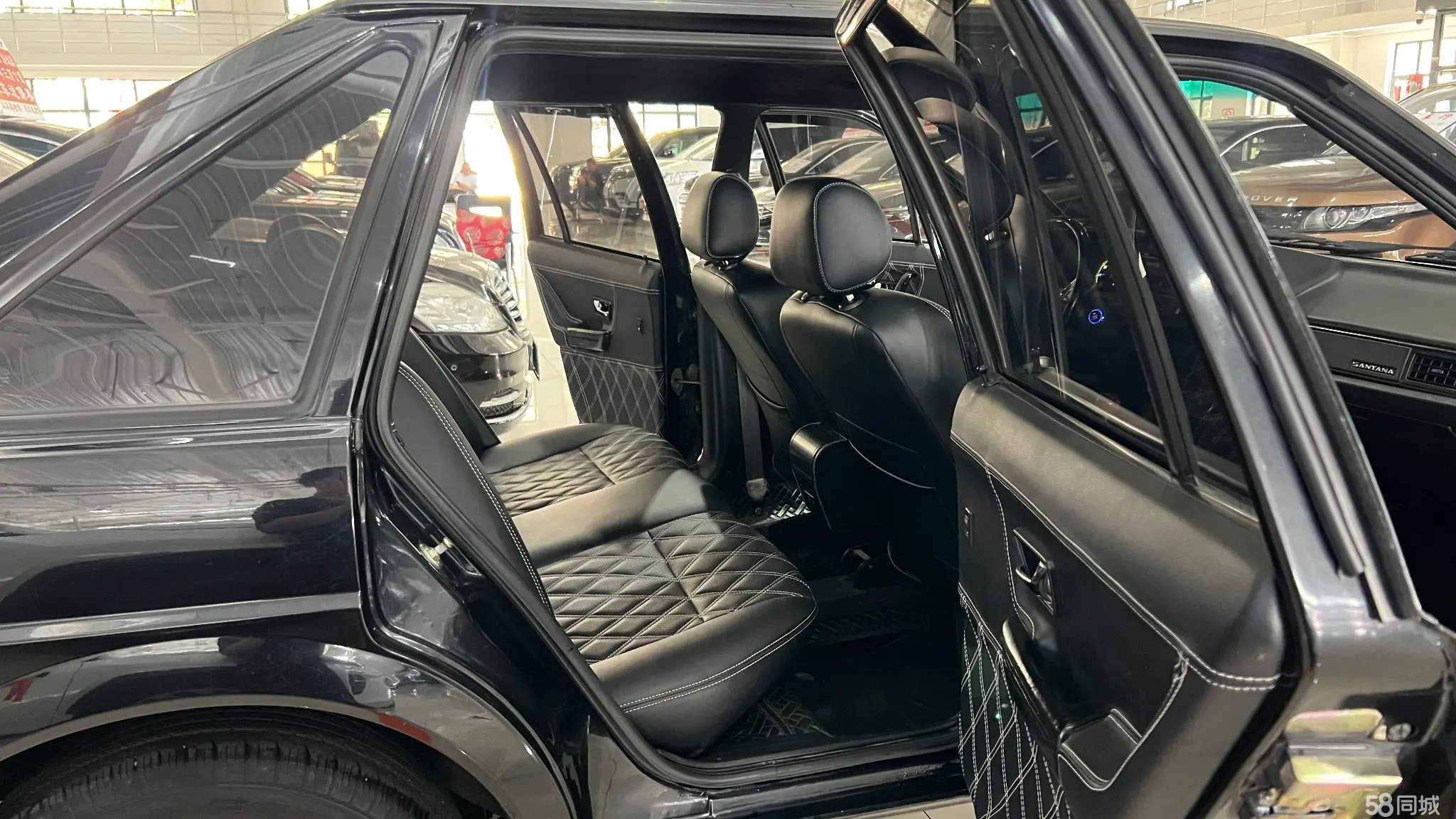 Volkswagen Santana Classic 2010 изображение автомобиля #22