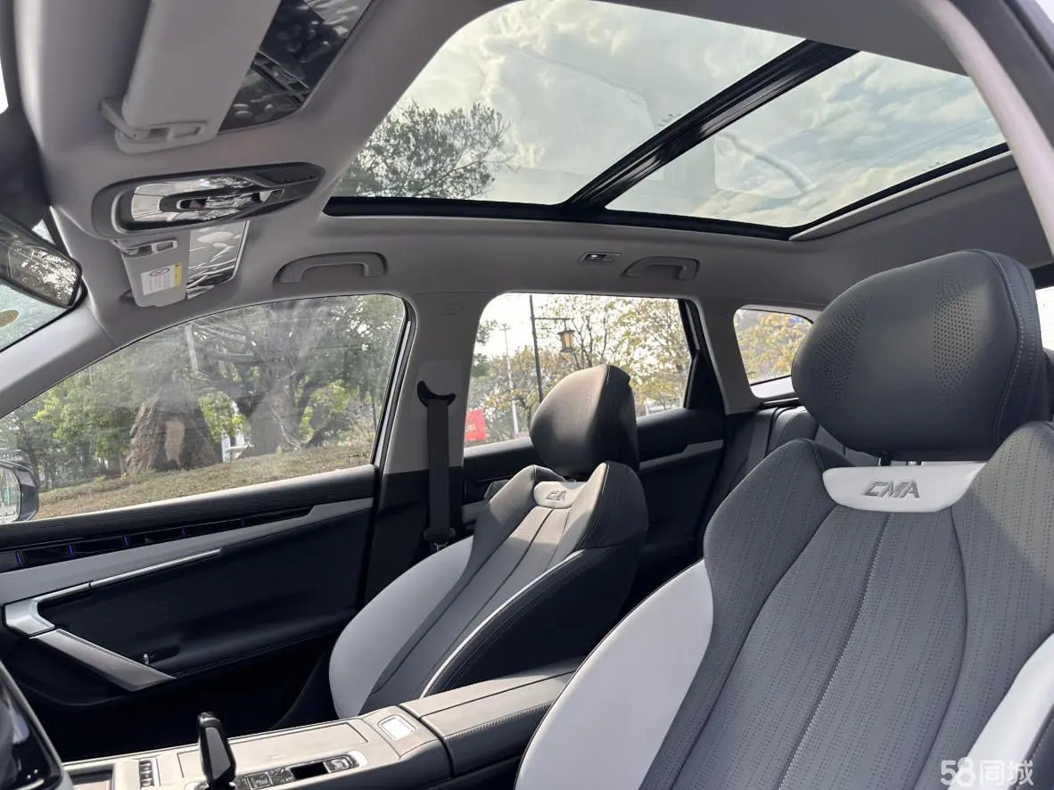 GEELY Boyue L 2026 car image #22