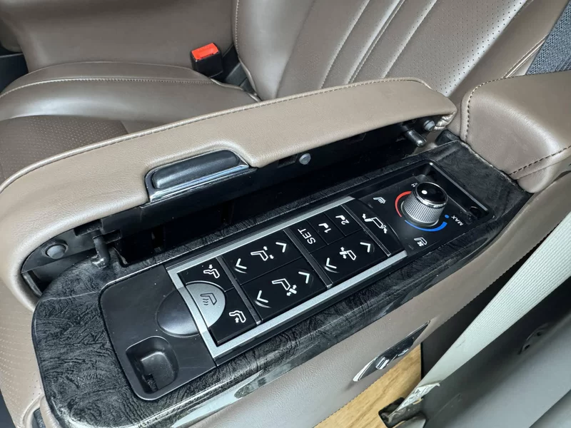 Toyota SIENNA 2019 صورة سيارة #22