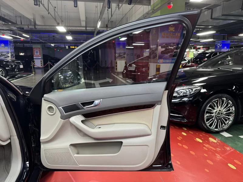 Audi A6 2019 car image #22