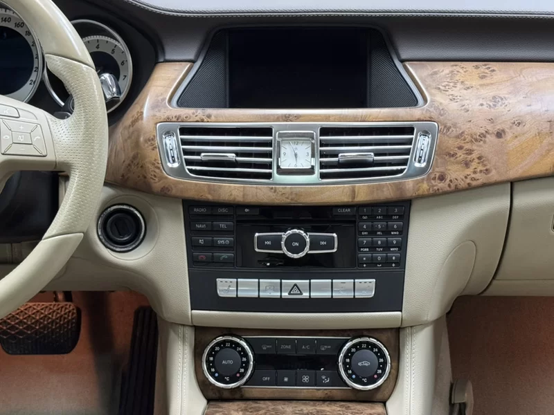 Mercedes-Benz CLS AMG 2011 #22 Mercedes-Benz CLS AMG 2011 car image #22