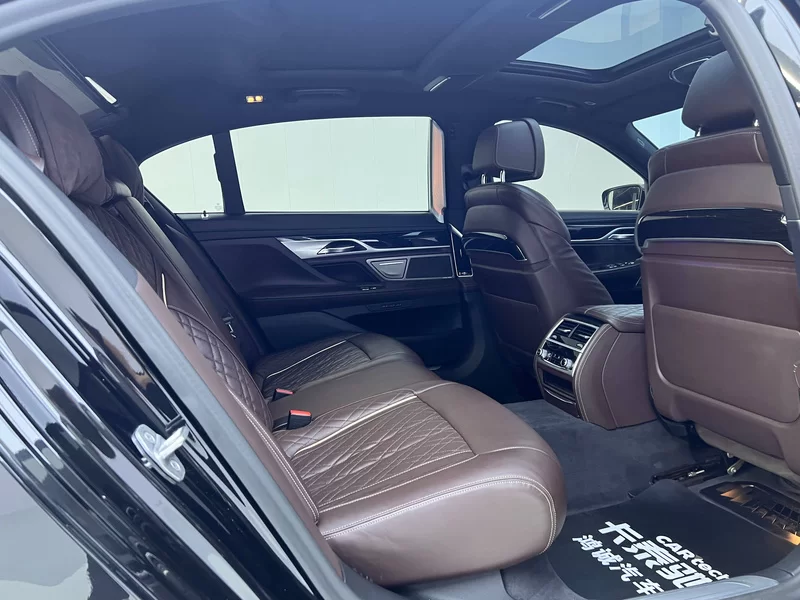 BMW 7 Series New Energy 2021 car image #22