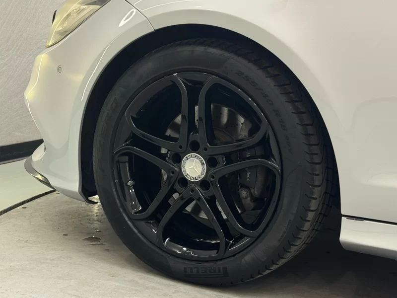 Mercedes-Benz CLS Class 2016 car image #22