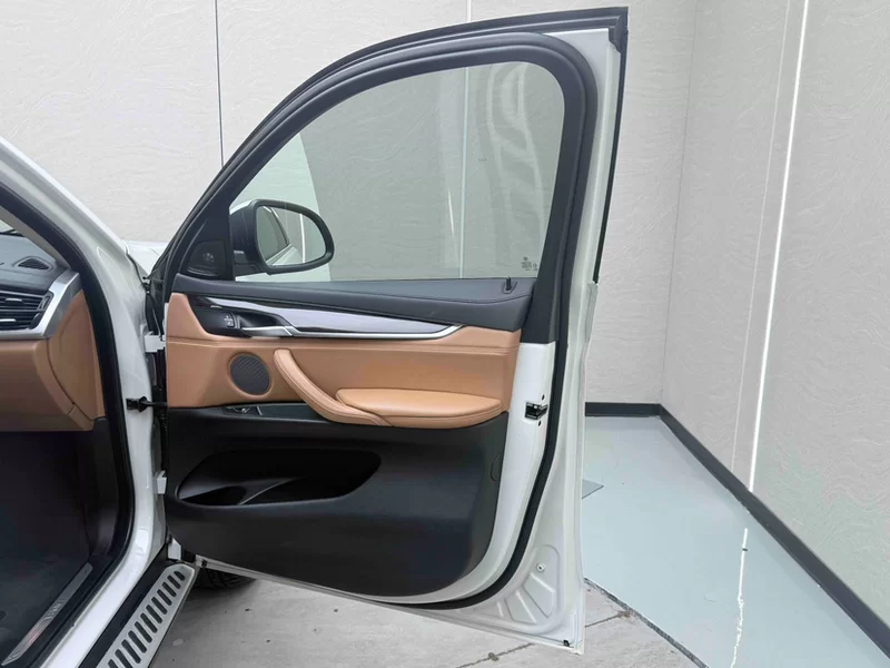 BMW X6 2015 صورة سيارة #22