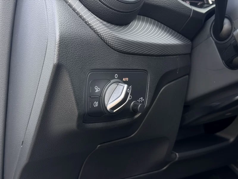 Audi Q2L 2020 immagine di auto #22