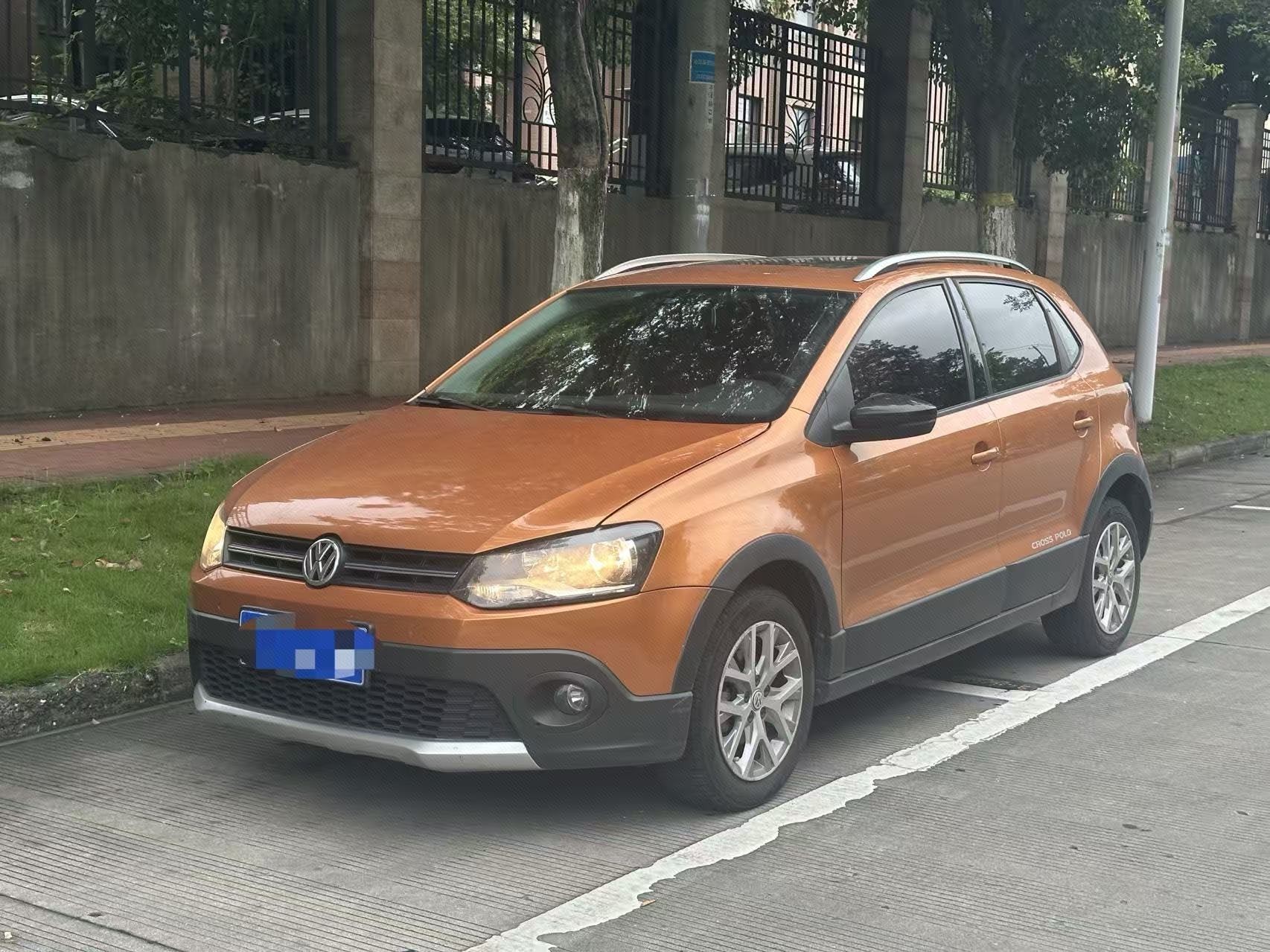 Volkswagen Polo 2016 Volkswagen Polo 2016 car image