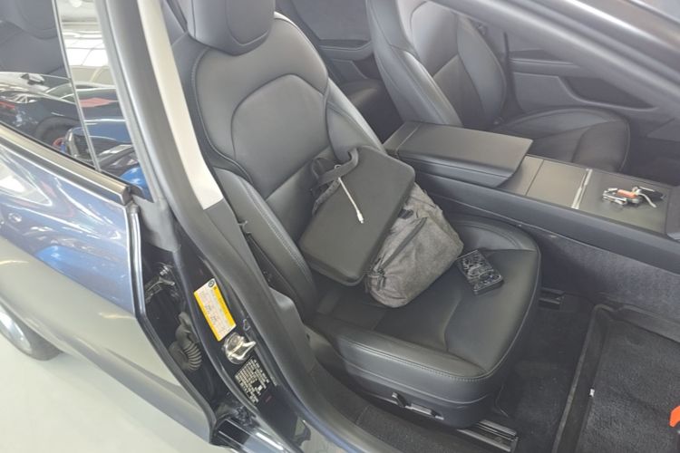 Tesla Model 3 2024 #24 Tesla Model 3 2024 car image #24