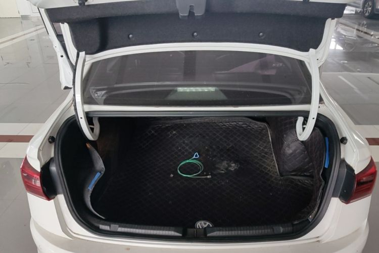 2019 #19 2019 imagen de coche #19