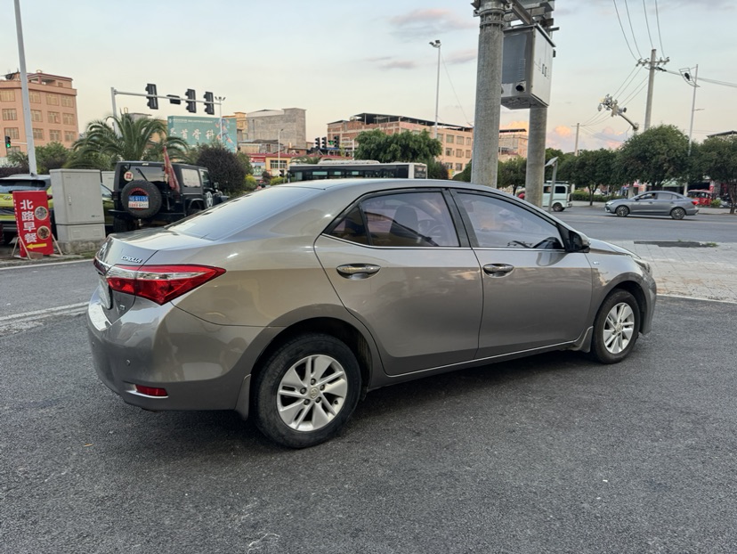 Toyota Corolla 2017 #4 Toyota Corolla 2017 car image #4