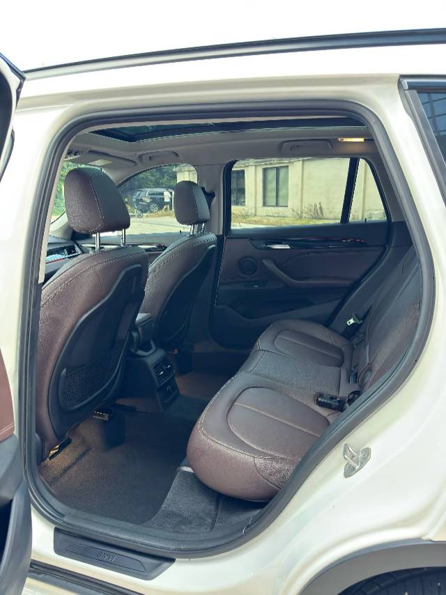 BMW X1 2018 #8 BMW X1 2018 car image #8