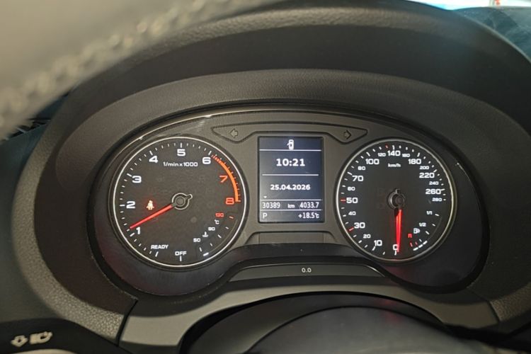 Audi A3 2020 car image #12