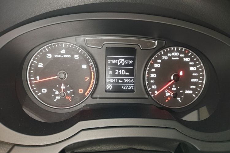 Audi Q3 2017 #12 Audi Q3 2017 car image #12