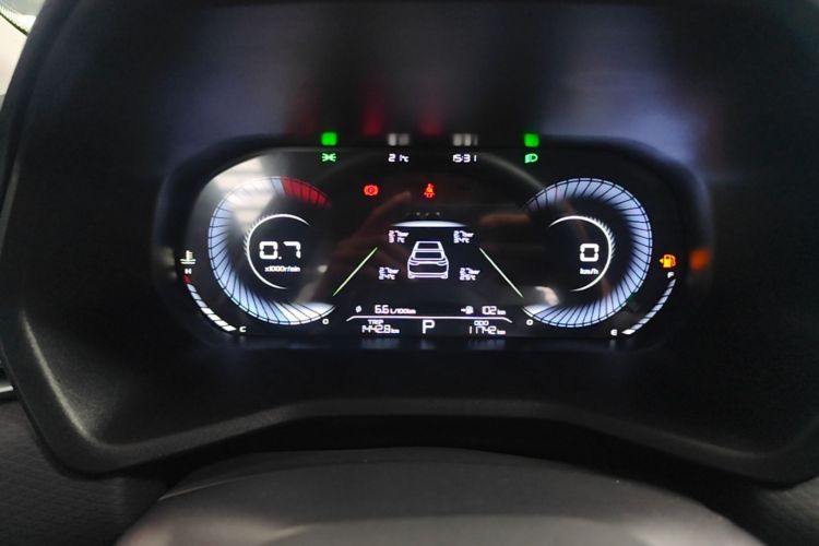 GEELY Emgrand 2024 car image #12