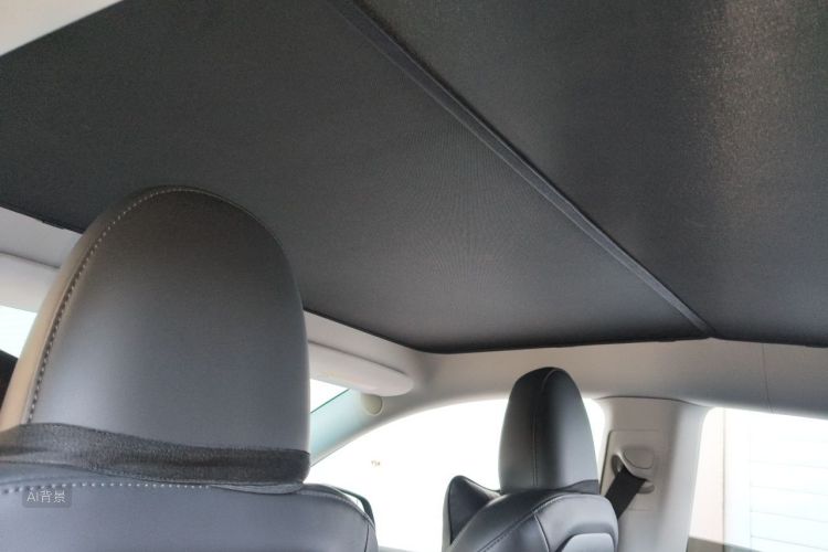 Tesla Model Y 2022 car image #20