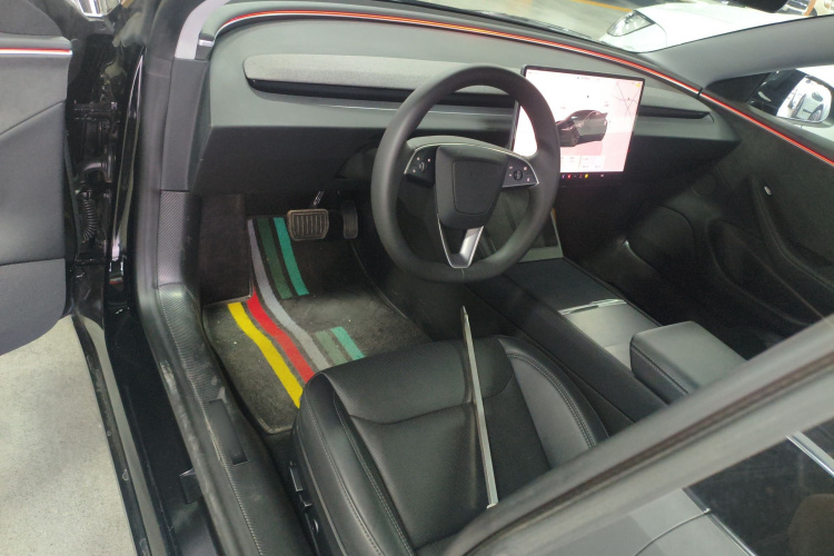 Tesla Model 3 2024 #10 Tesla Model 3 2024 car image #10