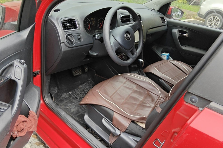 Volkswagen Polo 2016 #18 Volkswagen Polo 2016 car image #18