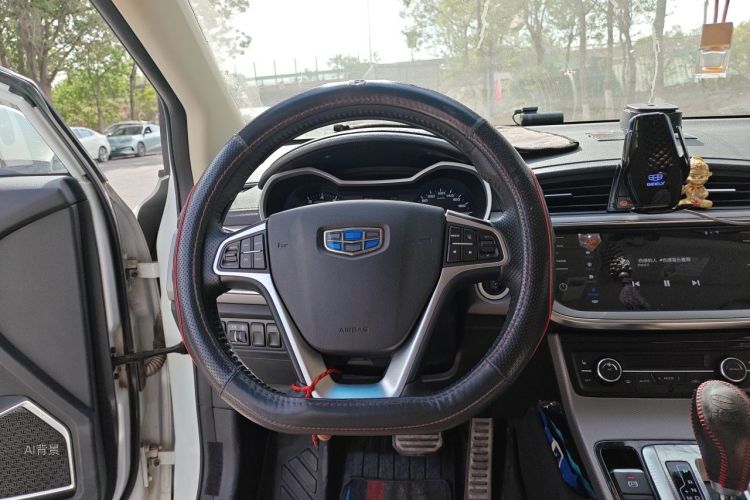 GEELY Emgrand GS 2019 car image #12