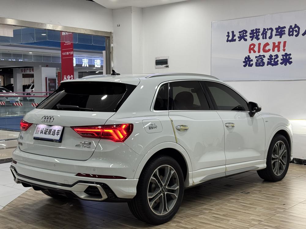 Audi Q3 2023 immagine di auto #6