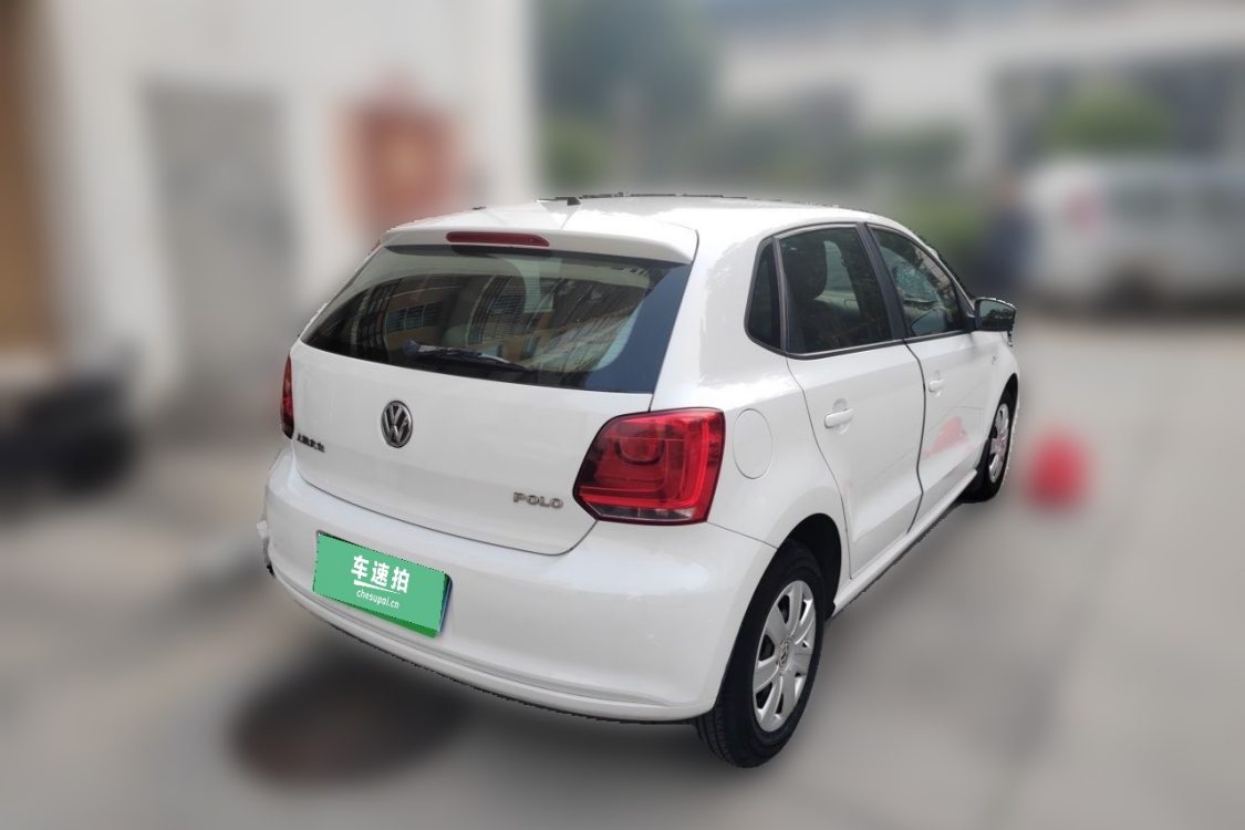 Volkswagen Polo 2013 car image #4