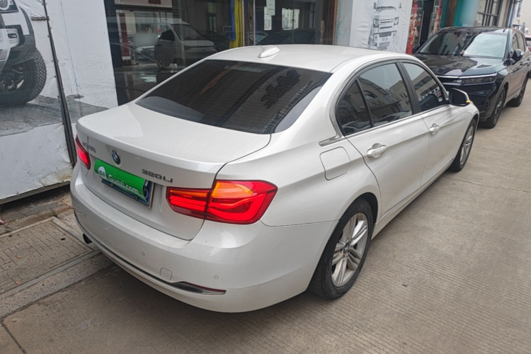 BMW 3 Series 2016 car image #7