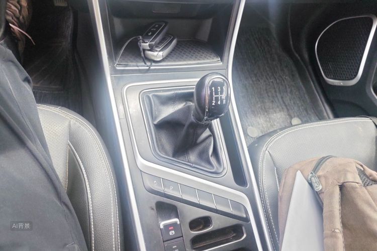 GEELY Vision X6 2018 car image #16