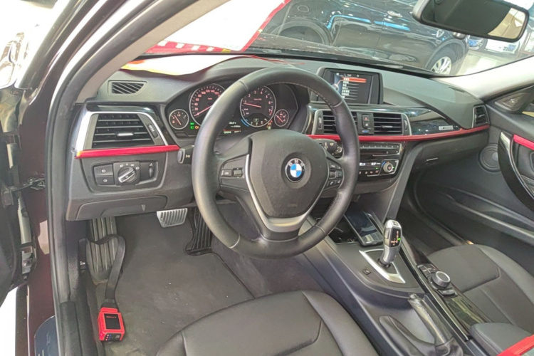 BMW 3 Series 2016 #10 BMW 3 Series 2016 car image #10