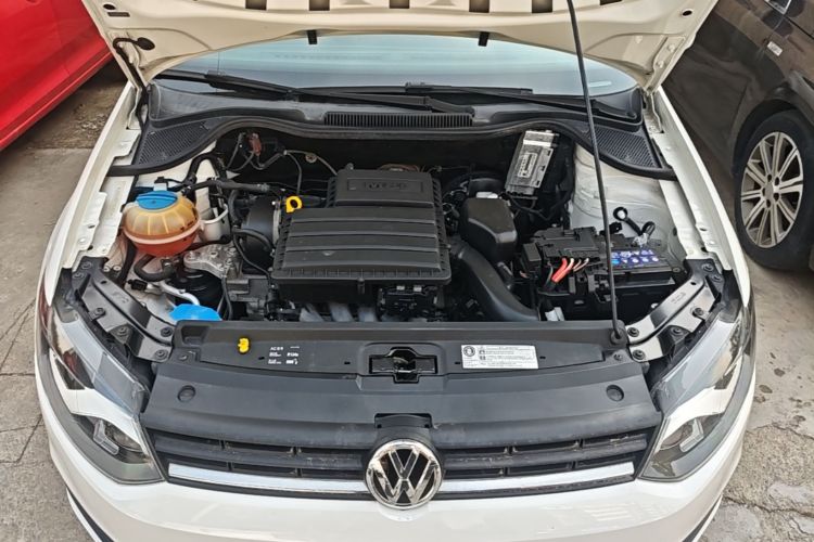 Volkswagen Polo 2015 #20 Volkswagen Polo 2015 car image #20