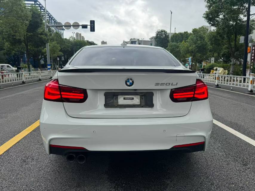 BMW 3 Series 2019 #8 BMW 3 Series 2019 car image #8