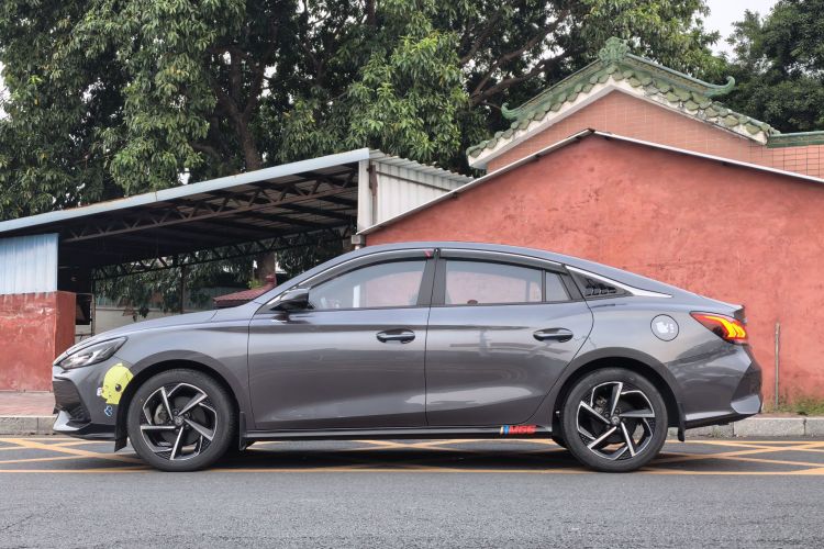 MG 5 2022 imagem de carro #5
