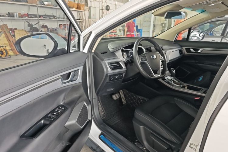 GEELY Emgrand GS 2019 #12 GEELY Emgrand GS 2019 car image #12