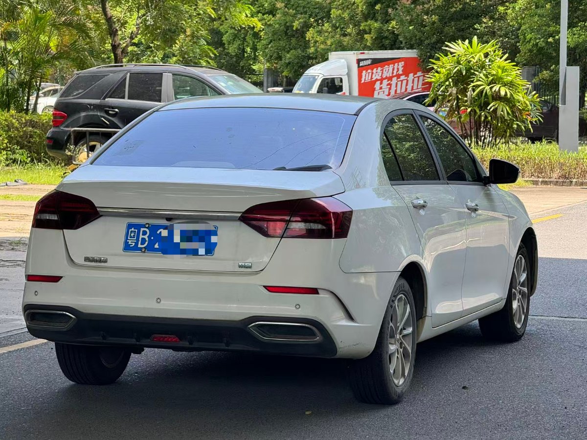 GEELY Emgrand 2021 car image #7