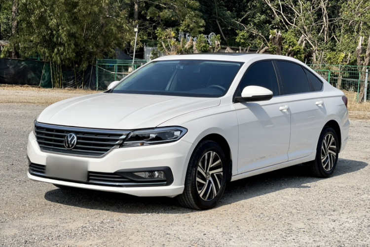 Volkswagen Lavida 2022 car image #2