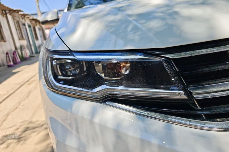 Volkswagen Bora 2020 car image #8