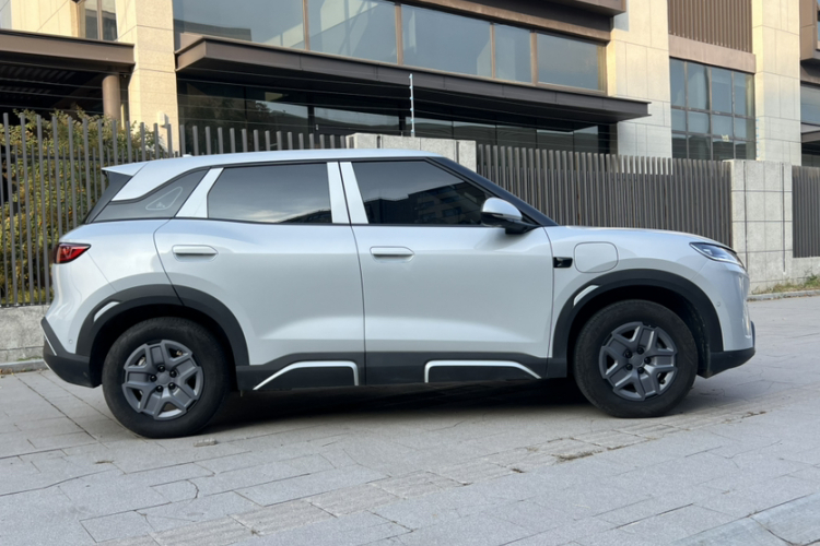 BYD YuanUP 2025 car image #6