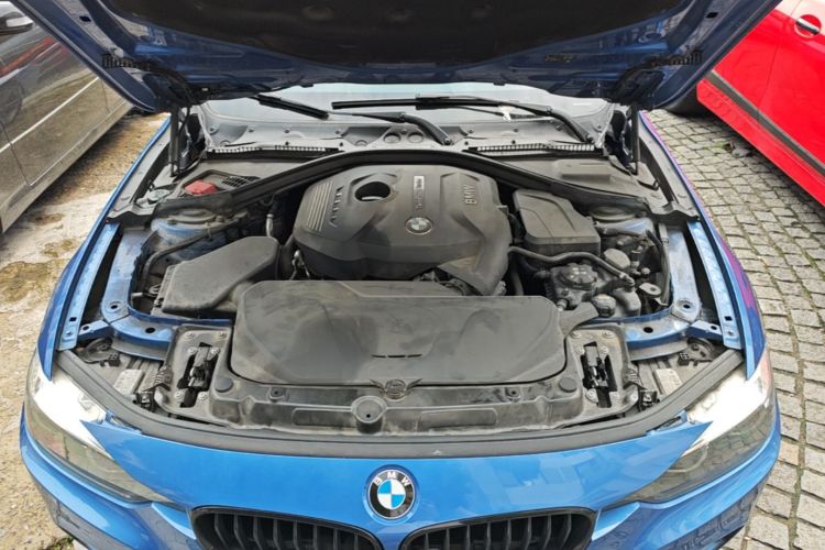 BMW 3 Series 2019 #20 BMW 3 Series 2019 car image #20